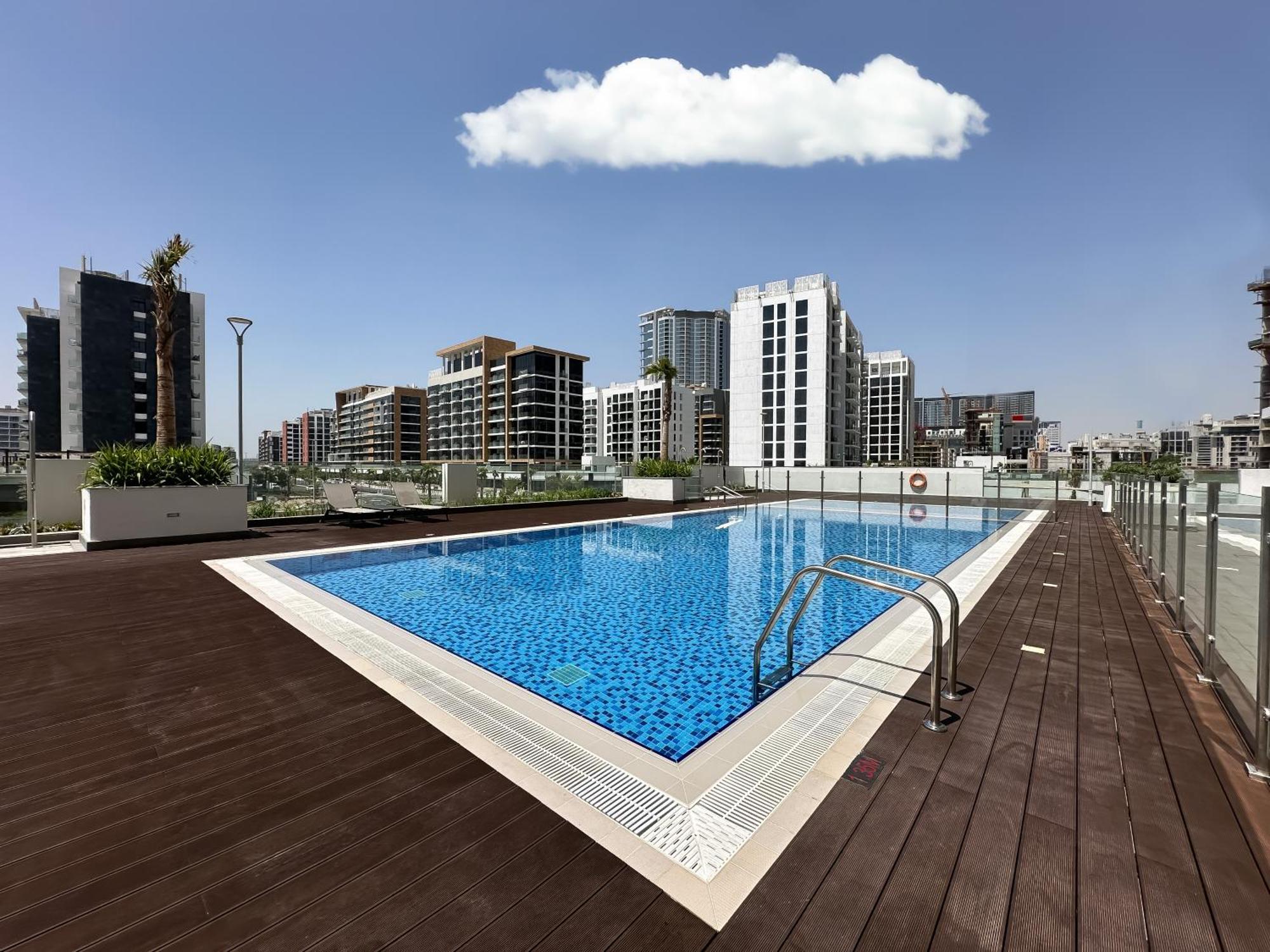 Apartamento Exquisite 2Br Oasis W Pool View In Meydan Dubái Exterior foto